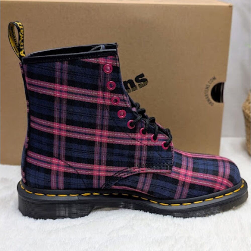 Dr. Martens 1460 Pink Multicolor Plaid Tartan Lace Up Boots Women's 9 UK 7 NIB - Picture 9 of 13